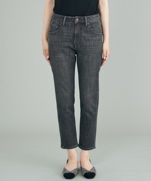 AMERICAN HOLIC(アメリカンホリック)の「【WEB限定】テーパードデニム(-3cm)(デニムパンツ・レディース・ブラック/ワンウォッシュ/ライトインディゴブルー・XS/L/M/XL/S)」の1枚目の写真