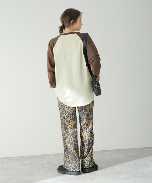 ALORE（アローレ）の「別注【ALORE/アローレ】ラグランT（Tシャツ/カットソー・レディース・オレンジ/ブラック/ブラウン/グリーン・FREE）」の6枚目の写真