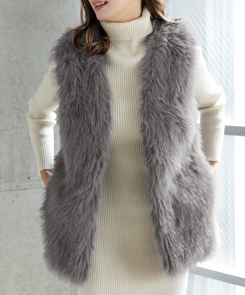 Julia Boutique（ジュリアブティック）の「フェイクファーベスト/22543（ベスト・レディース・グレー/ベージュ/ブラック/ピンク/ホワイト・ONE）」の4枚目の写真