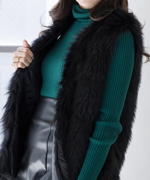 Julia Boutique（ジュリアブティック）の「フェイクファーベスト/22543（ベスト・レディース・グレー/ベージュ/ブラック/ピンク/ホワイト・ONE）」の7枚目の写真