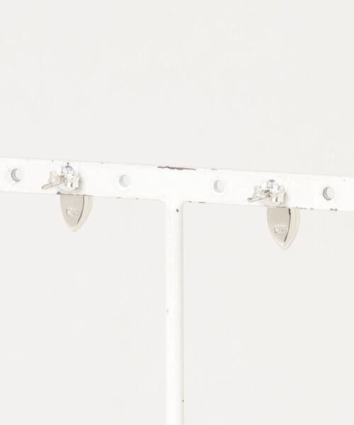 TONE SELECT GOODS(トーンセレクトグッズ)の「【925 SILVER ACC】マーキスストーンピアスSV925(OG)(ピアス(両耳用)・レディース・ホワイト/ブラック/ターコイズブルー/レッド・FREE)」の5枚目の写真
