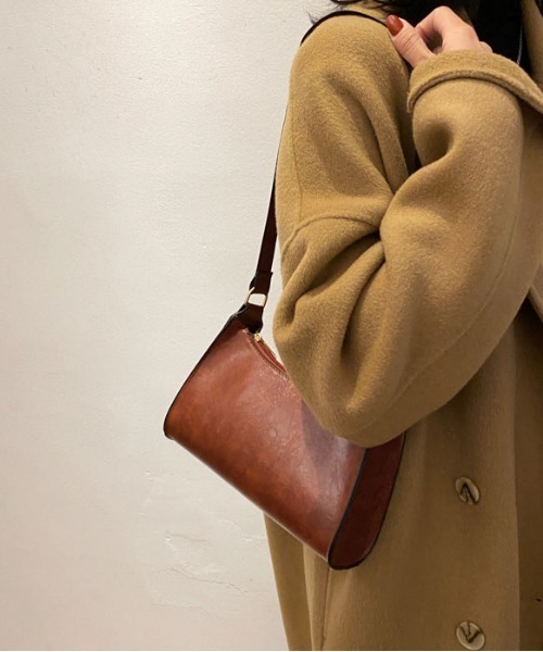 ibeul_（イベール）の「ナチュラル型押しショルダーバッグ（ショルダーバッグ・レディース・キャメル/ブラウン/ブラック・FREE）」の7枚目の写真
