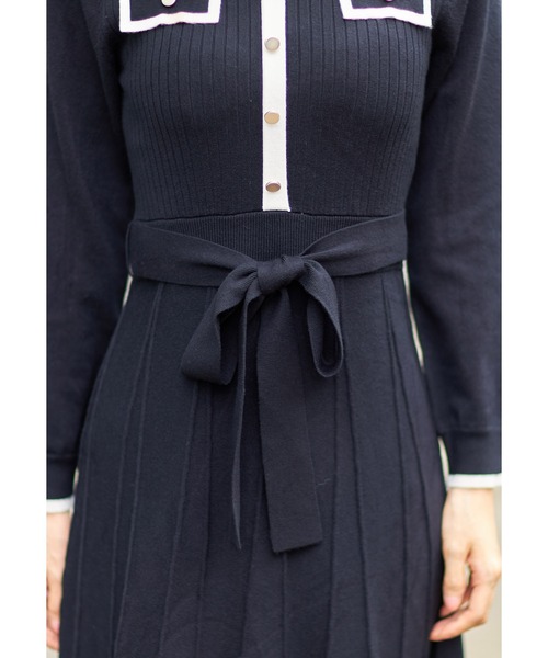 tocco closet(トッコ クローゼット)の「ウエストりぼん付き飾り釦フェイクポケット配色ニットワンピース(ワンピース・レディース・ネイビー/ブラック/ピンク系その他・M)」の14枚目の写真