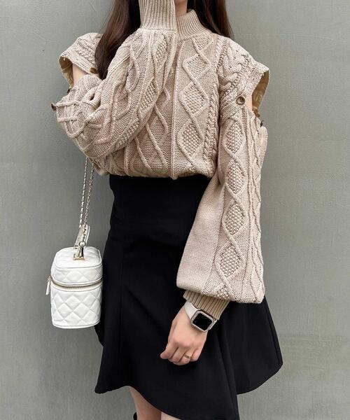 INGNI（イング）の「袖ボタンケーブルモックネックニット（ニット/セーター・レディース・ベージュ/ブラック/アイボリー・M）」の9枚目の写真