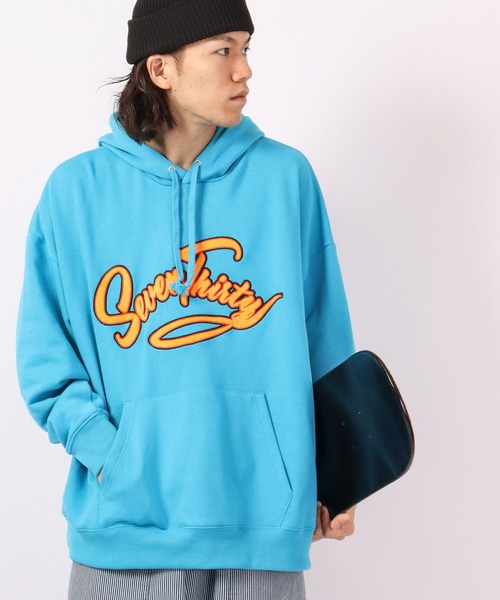 RE730 英字ロゴ ワイド プルオーバーパーカー 2022AW