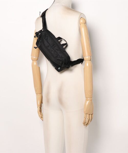 WILD THINGS(ワイルドシングス)の「/WILDTHINGS/X-PACKナイロンボディバッグ(ボディバッグ/ウエストポーチ・メンズ・ホワイト/カモフラージュ/ブラック/グレー/オレンジ・FREE)」の9枚目の写真