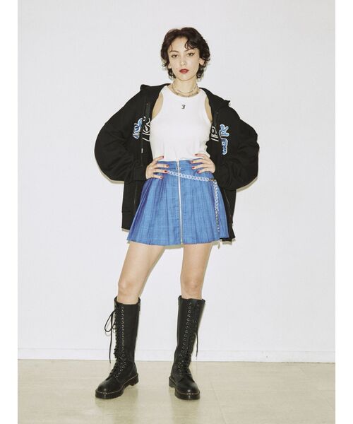 jouetie（ジュエティ）の「ZIPタックミニスカパン（その他パンツ・レディース・ブラック/グレー/アイボリー/ブルー・MEDIUM）」の20枚目の写真