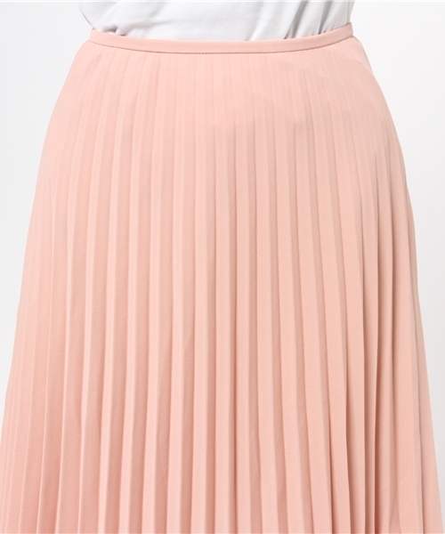 earth music&ecology(アースミュージックアンドエコロジー)の「プリーツミディスカート(スカート・レディース・ピンクベージュ・MEDIUM/SMALL)」の4枚目の写真