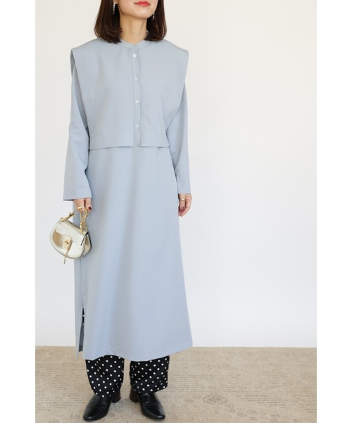 &. NOSTALGIA（アンドドットノスタルジア）の「【ZOZO限定】レイヤード風スリットスリーブワンピース（ワンピース・レディース・グレイッシュベージュ/サックスブルー・FREE）」の11枚目の写真