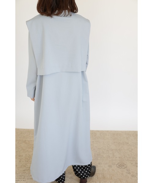 &. NOSTALGIA（アンドドットノスタルジア）の「【ZOZO限定】レイヤード風スリットスリーブワンピース（ワンピース・レディース・グレイッシュベージュ/サックスブルー・FREE）」の18枚目の写真