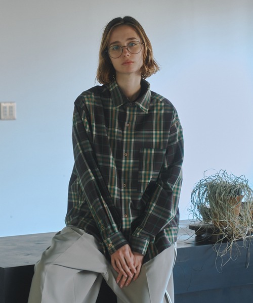 DOOPZ(ドープス)の「CLASSIC CHECK OVERSIZED SHIRT - クラシックチェックオーバーサイズシャツ(シャツ/ブラウス・メンズ・グリーン/ベージュ・LARGE/MEDIUM/SMALL)」の10枚目の写真