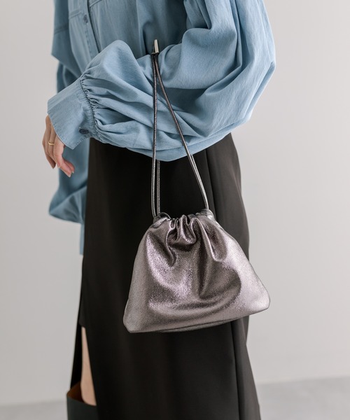 mystic(ミスティック)の「シャーリングミニショルダーバッグ(ショルダーバッグ・レディース・ブラック/シルバー/ゴールド/ホワイト/ネイビー/シルバー系その他2/イエロー・ONE SIZE)」の20枚目の写真