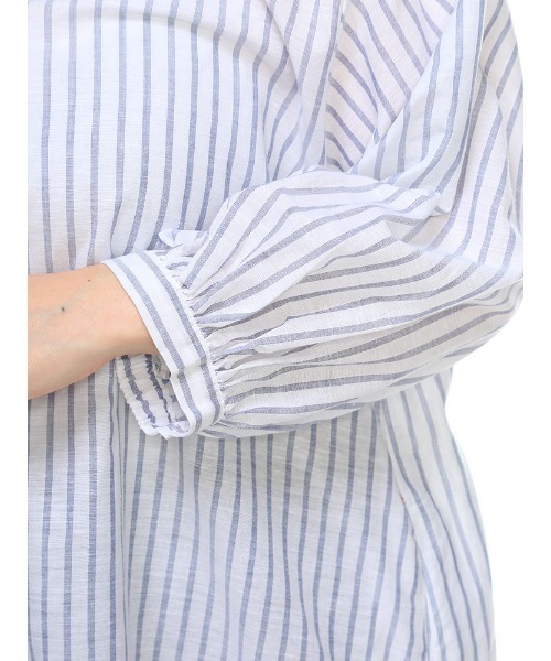 AnNet(アネット)の「麻混 チュニック シャツ(シャツ/ブラウス・レディース・ストライプ/ベージュ/サックスブルー・5L/3L/4L)」の6枚目の写真
