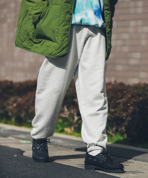 URBAN RESEARCH Sonny Label（アーバンリサーチサニーレーベル）の「『セットアップ対応』裏毛スウェットリラックスパンツ（スウェットパンツ・メンズ・グレー/ブラック・LARGE/MEDIUM）」の3枚目の写真