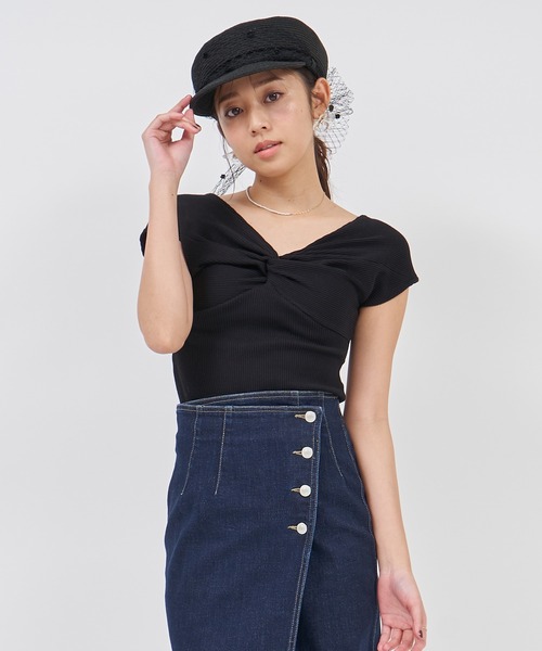 ROYAL PARTY(ロイヤルパーティー)の「フロントツイストカットリブトップス(Tシャツ/カットソー・レディース・ピンク/オフホワイト/ブラック・FREE)」の17枚目の写真