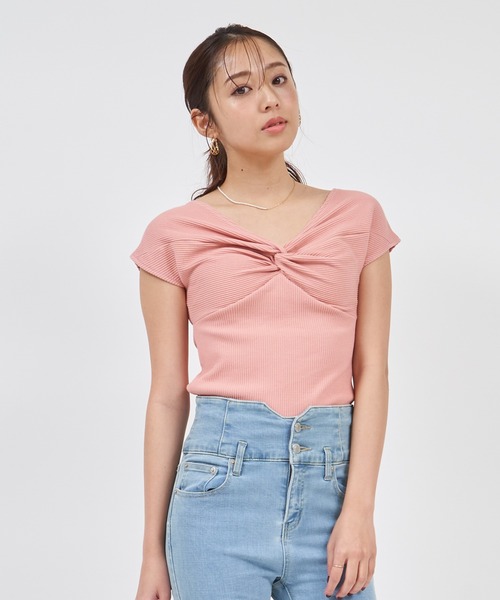 ROYAL PARTY(ロイヤルパーティー)の「フロントツイストカットリブトップス(Tシャツ/カットソー・レディース・ピンク/オフホワイト/ブラック・FREE)」の7枚目の写真