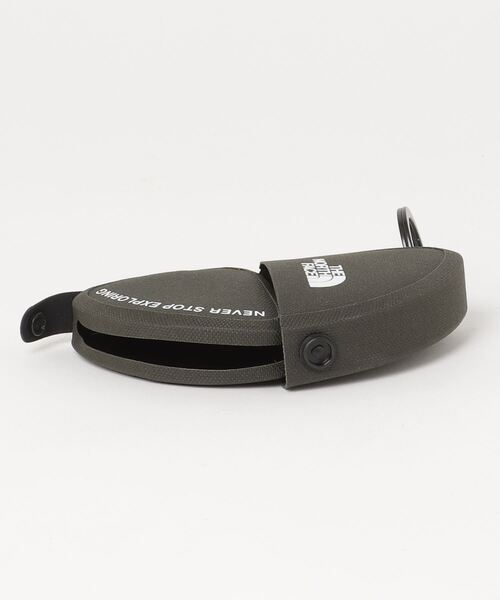 THE NORTH FACE（ザノースフェイス）の「THE NORTH FACE Pebble Coin Wallet NN32343（コインケース・メンズ・ブラック/オリーブ/ベージュ・FREE）」の9枚目の写真