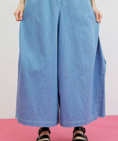 FRAPBOIS（フラボア）の「ラフデニム パンツ（その他パンツ・レディース・サックスブルー/ネイビー・1/0）」の4枚目の写真