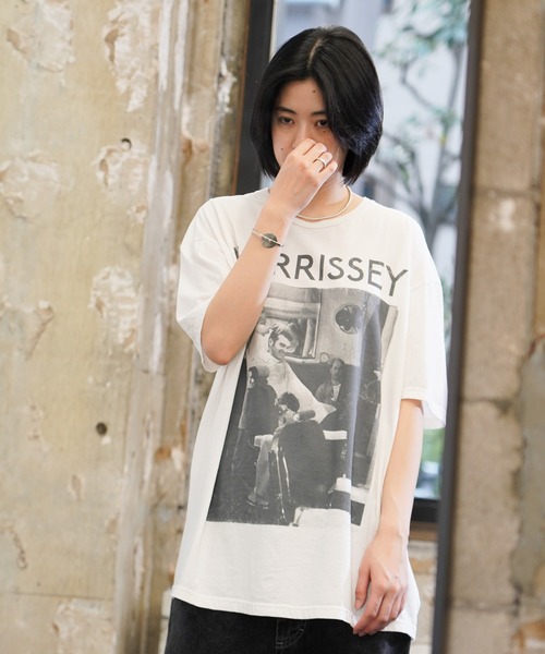 THRIFTY LOOK(スリフティールック)の「THRIFTY LOOK / スリフティールック THRIFTY"MORRISSEY"TEE モリッシー バンドTシャツ バンT(Tシャツ/カットソー・メンズ・ホワイト・X-LARGE/LARGE)」の6枚目の写真