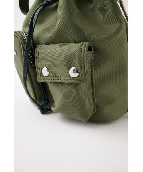 MOUSSY（マウジー）の「LOGO STRAP BUCKET バッグ（ショルダーバッグ・レディース・ライトカーキ/ブラック/オフホワイト・FREE）」の17枚目の写真