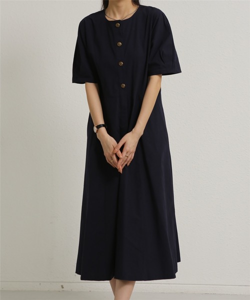 MAISON DE THERESE(メゾン ド テレーズ)の「Aラインロングシャツワンピース(ワンピース・レディース・ベージュ/ネイビー・M)」の6枚目の写真