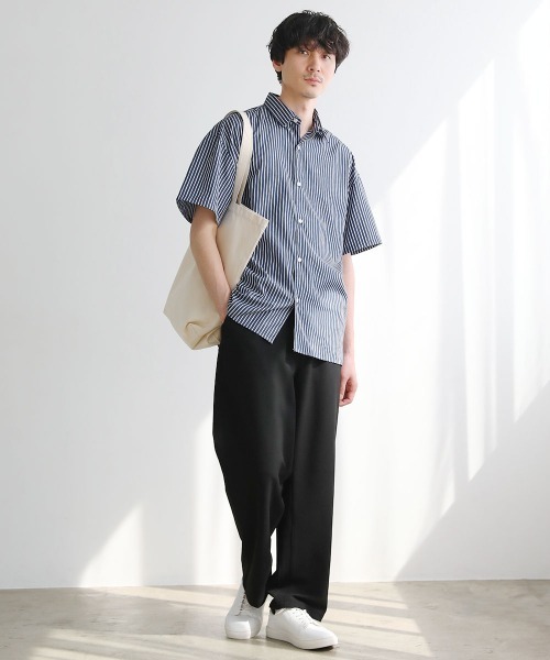 LIL VENDARS(リルヴェンダース)の「セミワイドレギュラーカラーブロード半袖シャツ(シャツ/ブラウス・メンズ・ネイビー/ホワイト/ベージュ系/サックスブルー/ホワイト系/ネイビー系・L/M/XL)」の20枚目の写真