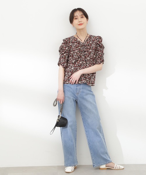 N.(N. Natural Beauty Basic)(エヌエヌナチュラルビューティーベーシック)の「◆フラワープリントパワショルブラウス(シャツ/ブラウス・レディース・ブラック系その他/ベージュ系その他・MEDIUM)」の16枚目の写真