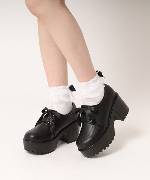 cs T&P(シーエスティーアンドピー)の「厚底レースアップシューズ(パンプス・レディース・ブラック/ダークブラウン/アイボリー/ブラック系1・LL/S/M/L)」の1枚目の写真