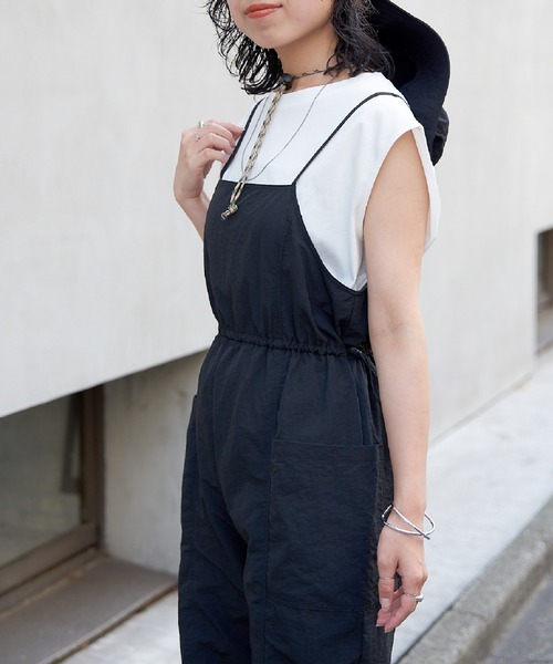 COLONY 2139（コロニートゥーワンスリーナイン）の「ナイロンウエストドロストキャミサロペット（サロペット/オーバーオール・レディース・ブラック/ホワイト・FREE）」の5枚目の写真