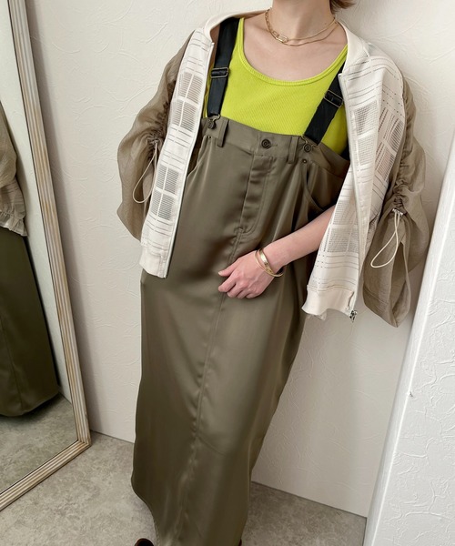 LHELBIE(レルビエ)の「ワークデザインサロペット(ジャンパースカート・レディース・ブラウン/ダークネイビー/カーキ・M)」の2枚目の写真