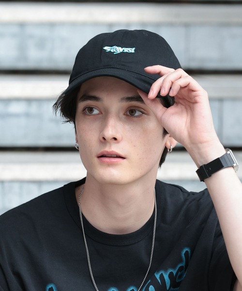 SIGNAL SPORTS（シグナルスポーツ）の「【SIGNAL SPORTS】グラフィック刺繍キャップ（キャップ・メンズ・ネイビー/ブラック・FREE）」の4枚目の写真