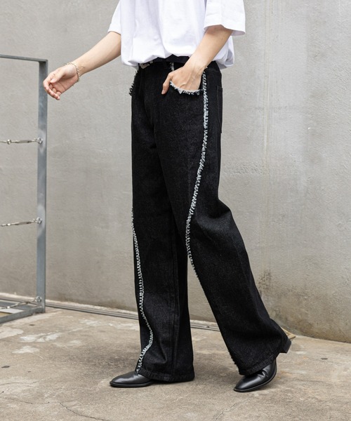 COLONY 2139（コロニートゥーワンスリーナイン）の「スウィッチングフリンジデニム（デニムパンツ・メンズ・ブラック/ブルー・MEDIUM/LARGE）」の7枚目の写真