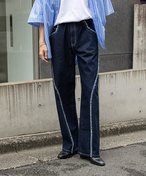 COLONY 2139（コロニートゥーワンスリーナイン）の「スウィッチングフリンジデニム（デニムパンツ・メンズ・ブラック/ブルー・MEDIUM/LARGE）」の13枚目の写真