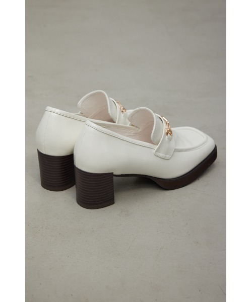AZUL by moussy(アズールバイマウジー)の「スクエアトゥビットローファー(ローファー・レディース・ブラック/アイボリー・LL/MEDIUM/SMALL/LARGE)」の9枚目の写真