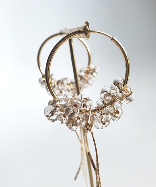 CERCA（チェルカ）の「MILIA/Water drops フープイヤリング（イヤリング・レディース・ゴールド・FREE）」の3枚目の写真