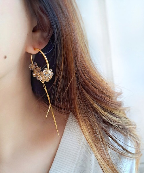 CERCA（チェルカ）の「MILIA/Water drops フープイヤリング（イヤリング・レディース・ゴールド・FREE）」の5枚目の写真