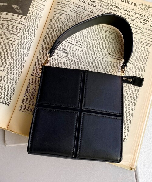 fredy emue（フレディエミュ）の「クロスはぎ2wayショルダーバッグ（ショルダーバッグ・レディース・ブラック/ブルー/ベージュ系その他4・FREE）」の2枚目の写真