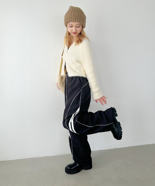 CLEA(クレア)の「カーブラインデザインワイドパンツ(その他パンツ・レディース・ブラック/ライトグレー・M)」の15枚目の写真