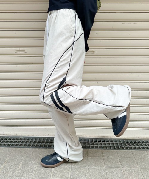 CLEA(クレア)の「カーブラインデザインワイドパンツ(その他パンツ・レディース・ブラック/ライトグレー・M)」の18枚目の写真