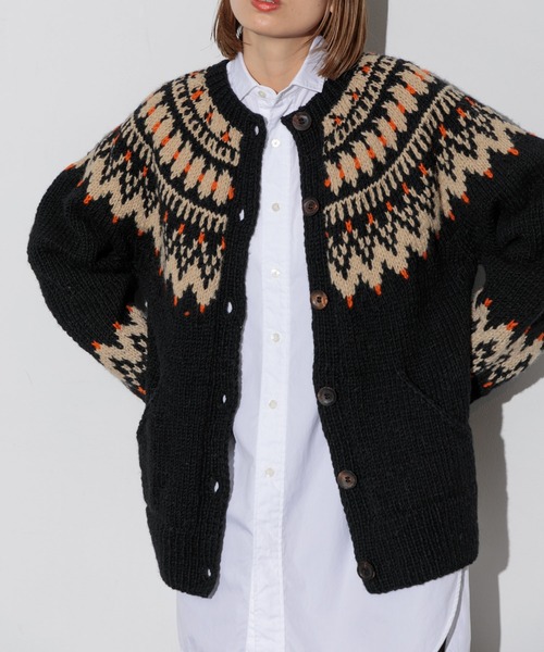 AMERICAN RAG CIE（アメリカンラグシー）の「ノルディッククルーネックカーディガン（カーディガン/ボレロ・レディース・ブラック/アイボリー・FREE）」の21枚目の写真