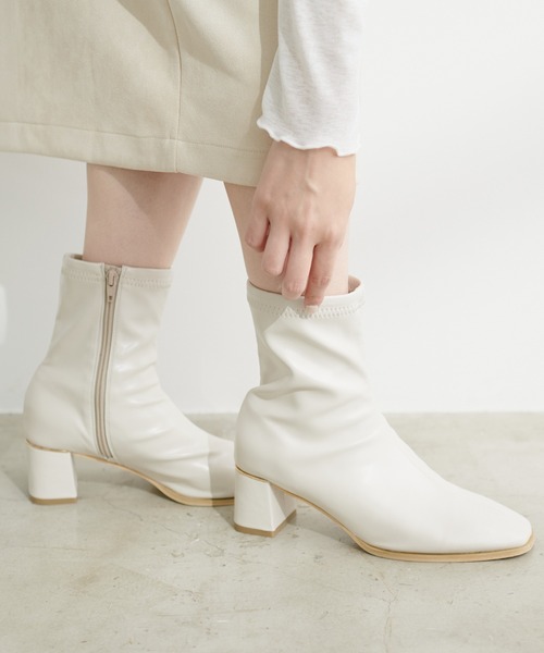 natural couture(ナチュラルクチュール)の「ヒール金具ストレッチブーツ(その他シューズ・レディース・アイボリー/ブラック/ブラウン・MEDIUM/LARGE)」の15枚目の写真