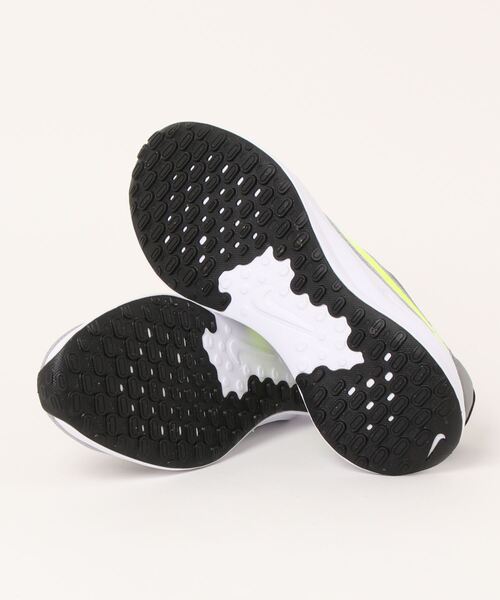 【セール】《NIKE》REVOLUTION 7（スニーカー）｜NIKE（ナイキ）