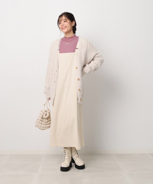 Cutie Blonde（キューティーブロンド）の「◆シアー感を楽しむ ラメ入り ハイネックトップス（Tシャツ/カットソー・レディース・ブラック/ホワイト系/ピンク系/ブルー・02/03/04）」の20枚目の写真