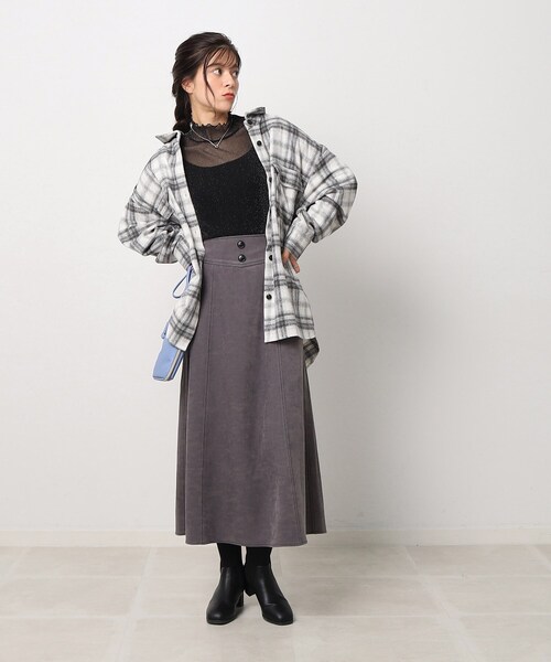 Cutie Blonde（キューティーブロンド）の「◆シアー感を楽しむ ラメ入り ハイネックトップス（Tシャツ/カットソー・レディース・ブラック/ホワイト系/ピンク系/ブルー・02/03/04）」の18枚目の写真