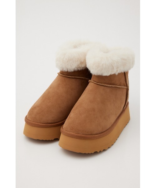 RODEO CROWNS WIDE BOWL(ロデオクラウンズワイドボウル)の「FAKE MOUTON PLATFORM BOOTS(ブーツ・レディース・ブラック/ブラウン・LARGE/MEDIUM)」の2枚目の写真