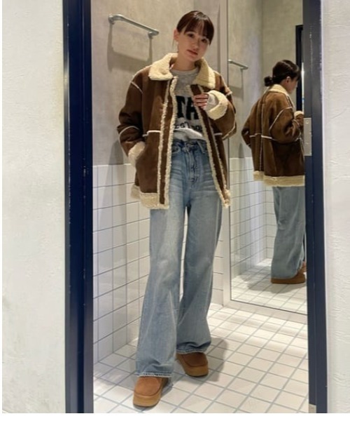 RODEO CROWNS WIDE BOWL(ロデオクラウンズワイドボウル)の「FAKE MOUTON PLATFORM BOOTS(ブーツ・レディース・ブラック/ブラウン・LARGE/MEDIUM)」の21枚目の写真