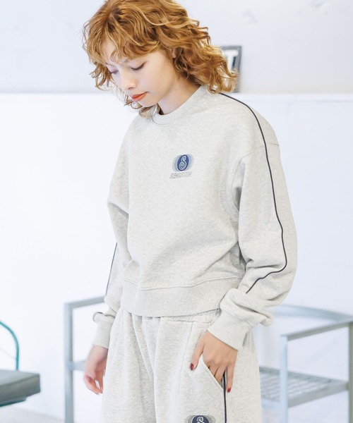 PBLIM（ページボーイリム）の「PBLIM/カラーパイピングスウェット（スウェット・レディース・グレー/ネイビー・SMALL/MEDIUM）」の4枚目の写真