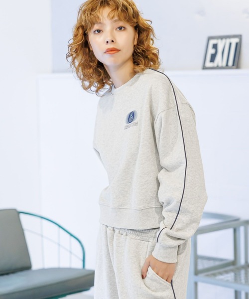 PBLIM（ページボーイリム）の「PBLIM/カラーパイピングスウェット（スウェット・レディース・グレー/ネイビー・SMALL/MEDIUM）」の5枚目の写真