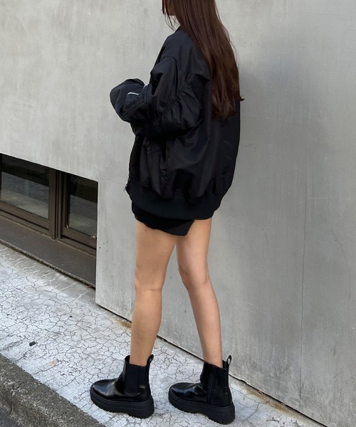 INGNI（イング）の「中綿入りBIG／MA-1（MA-1・レディース・ブラック/グレー/カーキ・M）」の11枚目の写真