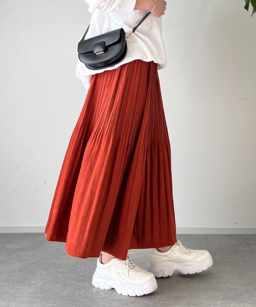 un dix cors（アンディコール）の「消しプリーツロングスカート（スカート・レディース・ネイビー/オレンジ/グリーン・FREE）」の9枚目の写真